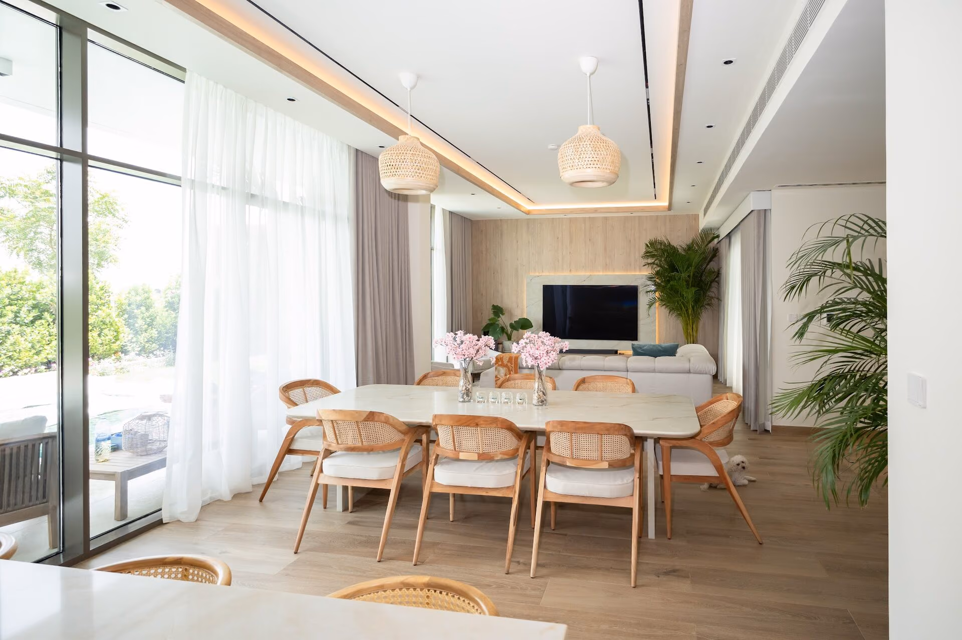 Dubai villa living area renovated by Elite Level